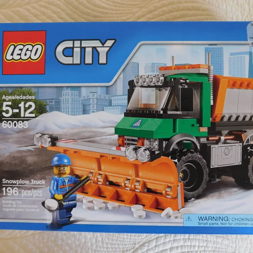 Lego City Snowplow Truck building set 60083 w/ detachable blade 196 pieces NISB - Picture 1 of 16